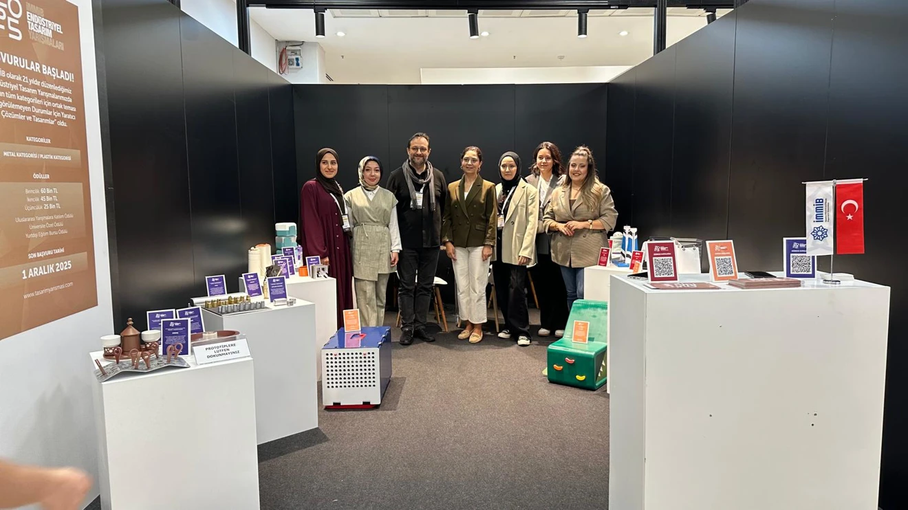 Selçuk Endüstriyel Tasarım Furnishings & Design Istanbul' da 